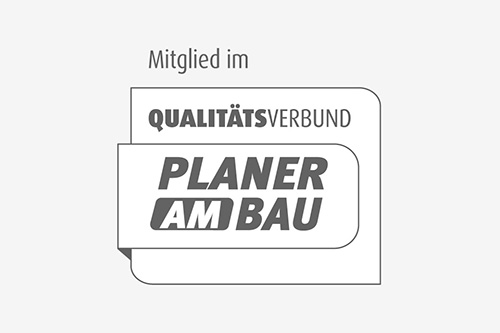 Planer am Bau